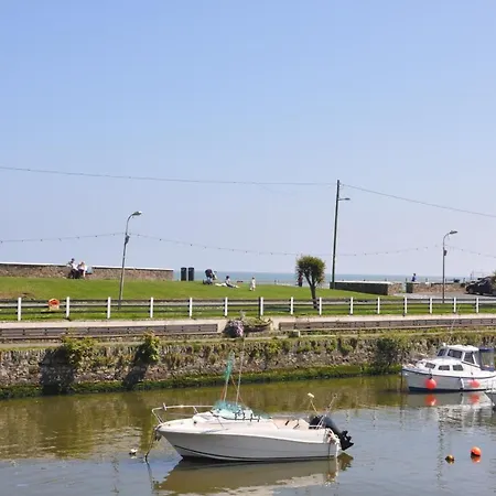 Glenbeg Point Holiday Homes No 57 * Courtown